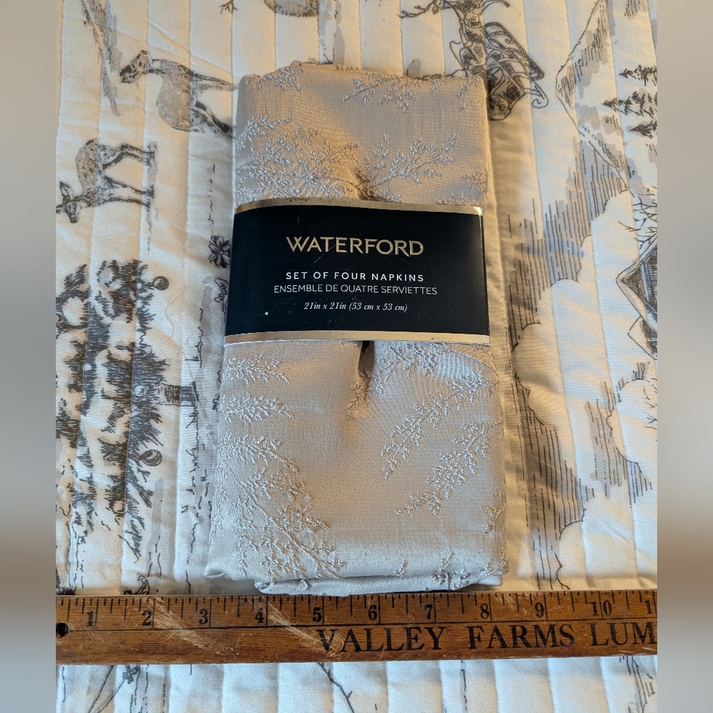 Waterford Grey Sprigs Jacquard Cloth Dinner Napkins Set Of 4